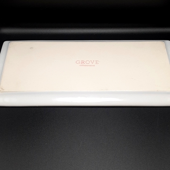 Grove Collaborative Pomegranate  Stoneware Tray - Picture 4 of 5